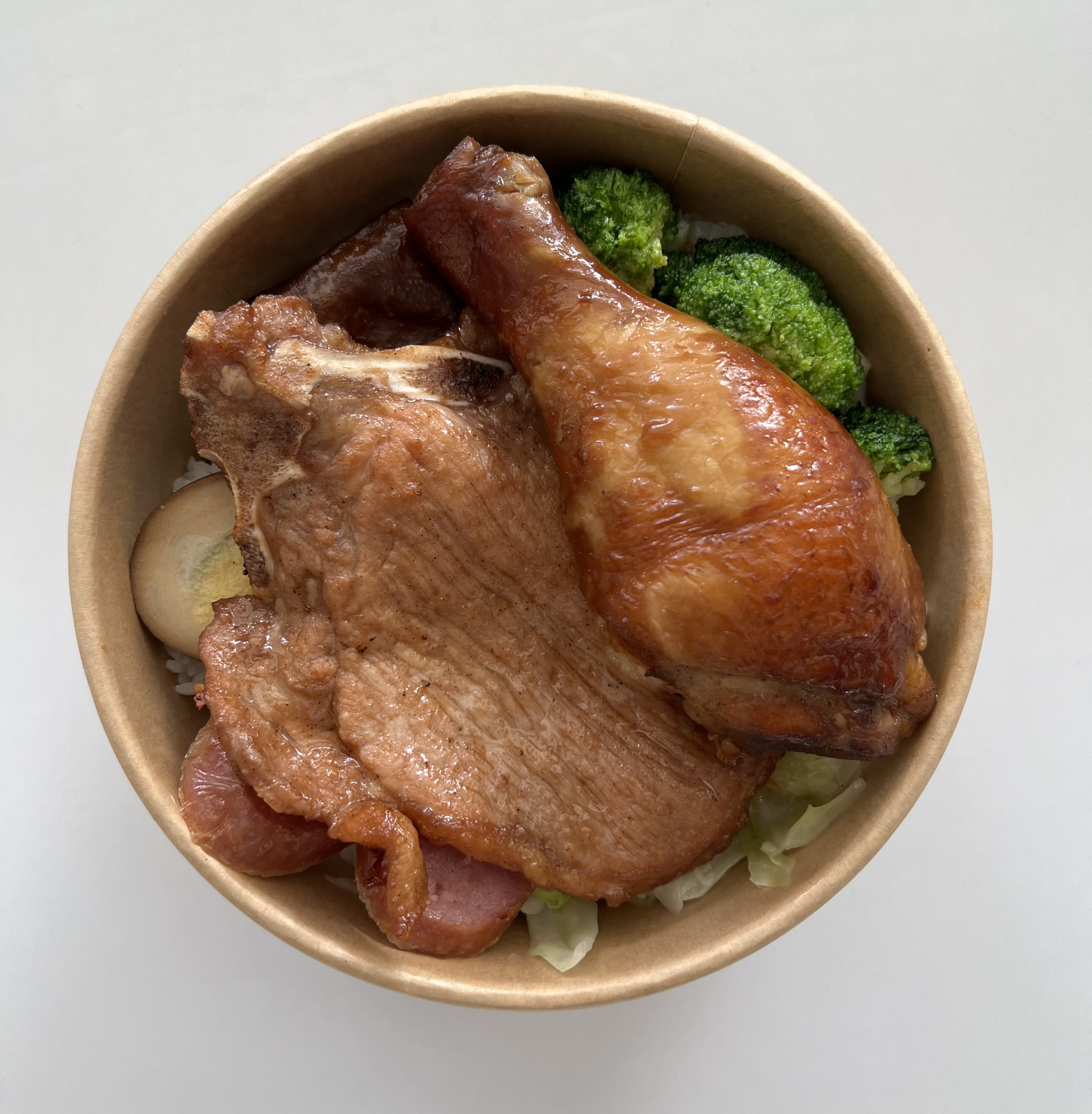 招牌雙拼鐵路便當