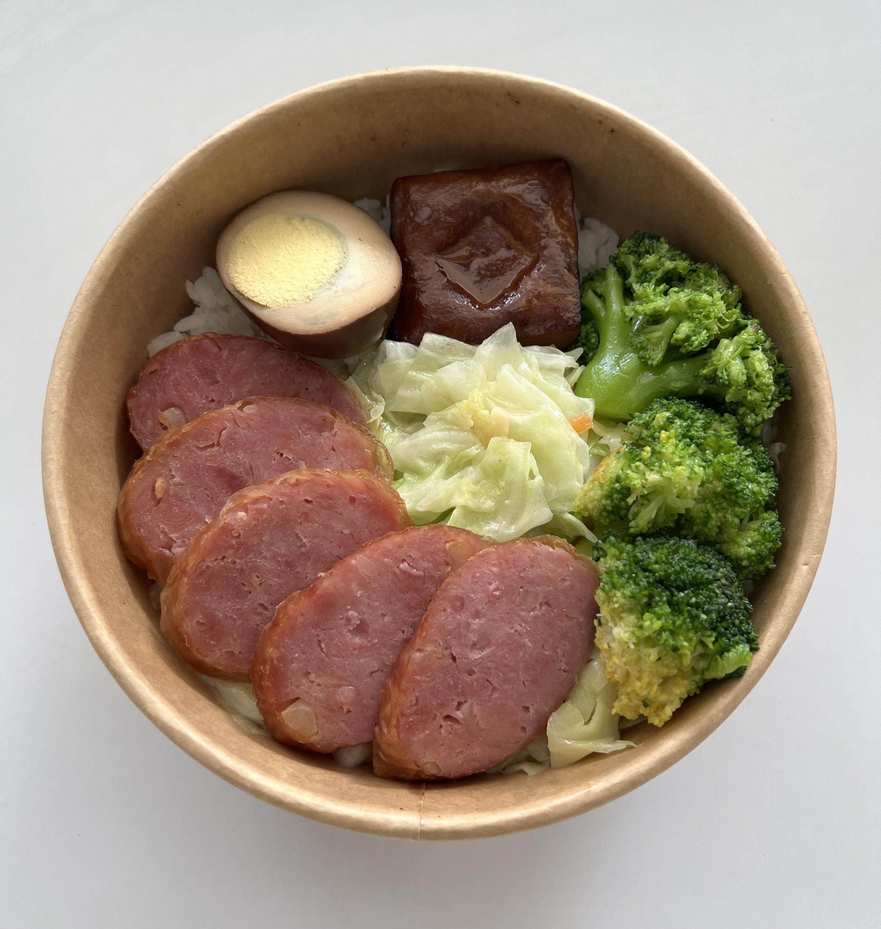 古早味香腸鐵路便當